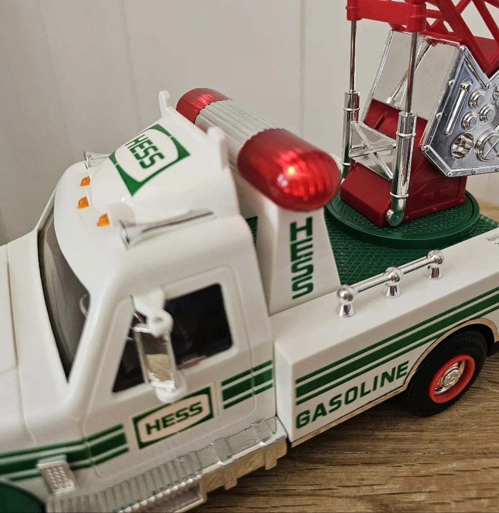 Vintage 1994 Collectible Hess Gasoline Truck